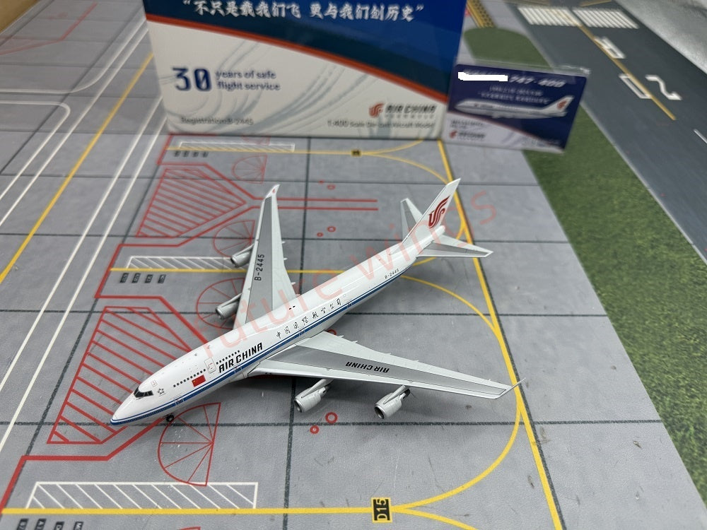 1:400 YY Wings Air China B747-400 B-2445 B-2447 B-2472 Free Tractor +Stand