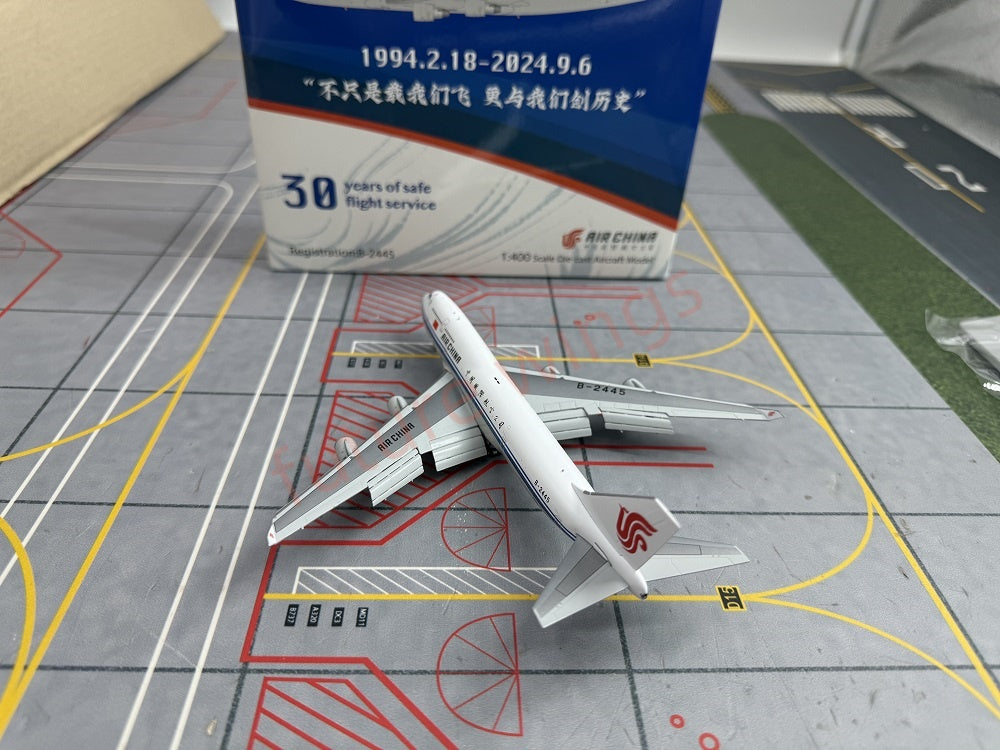 1:400 YY Wings Air China B747-400 B-2445 B-2447 B-2472 Free Tractor +Stand