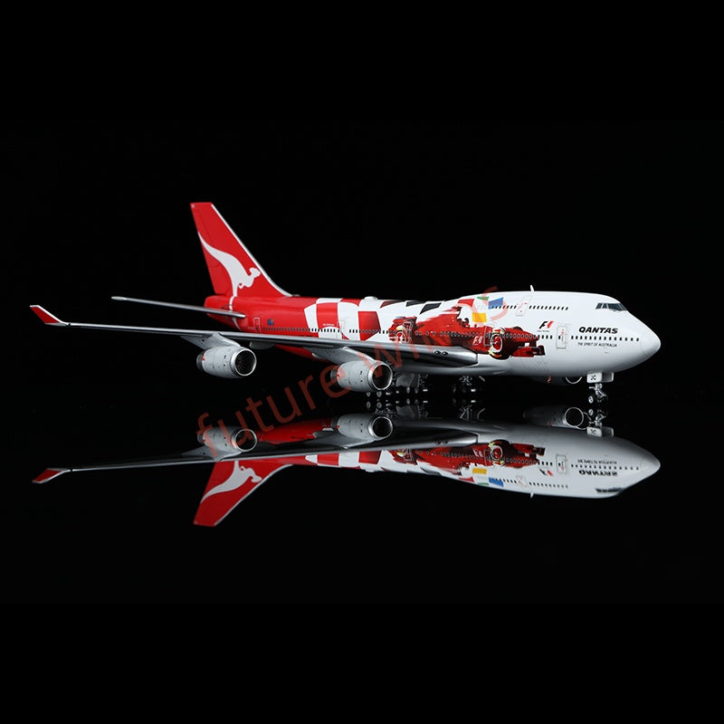 1:400 HX Models Qantas Airways B747-400 VH-OJC Aircraft Model Free Tractor +Stand