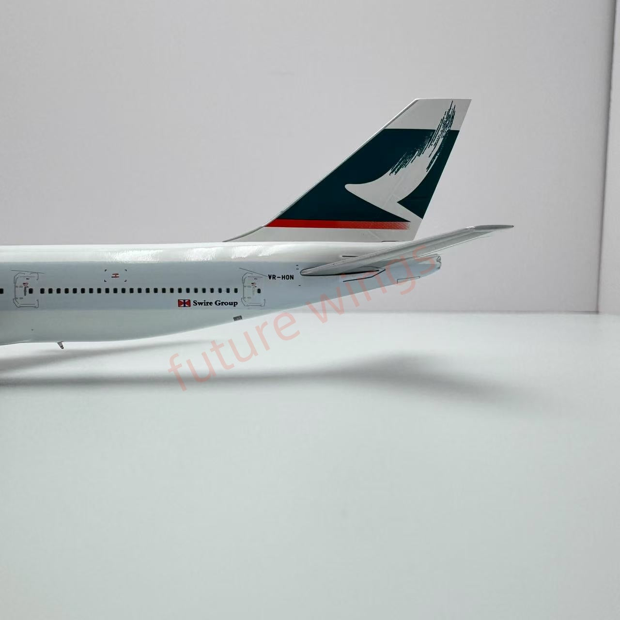 1:400 YY Wings Cathay Pacific B747-300 VR-HON "50years"Free Tractor +Stand