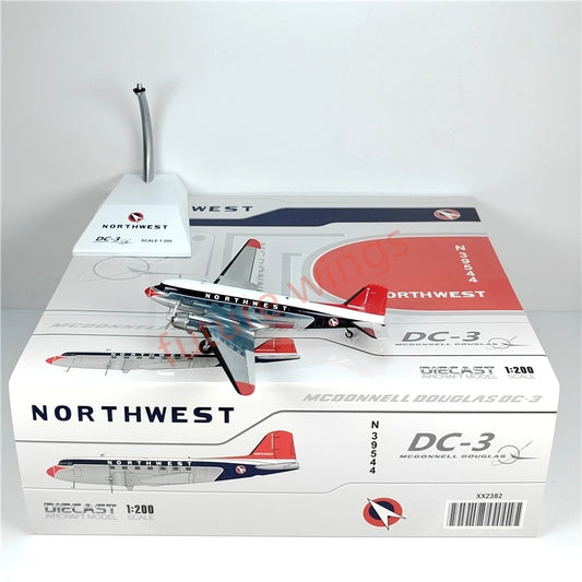 1:200 JC Wings XX2382 Northwest Airlines DC-3 N39544 Diecast Aircraft Model