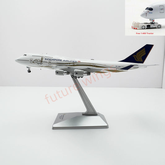 1:400 YY Wings Singapore Airlines B747-400 9V-SMZ “50years” Aircraft Model Free Tractor+Stand