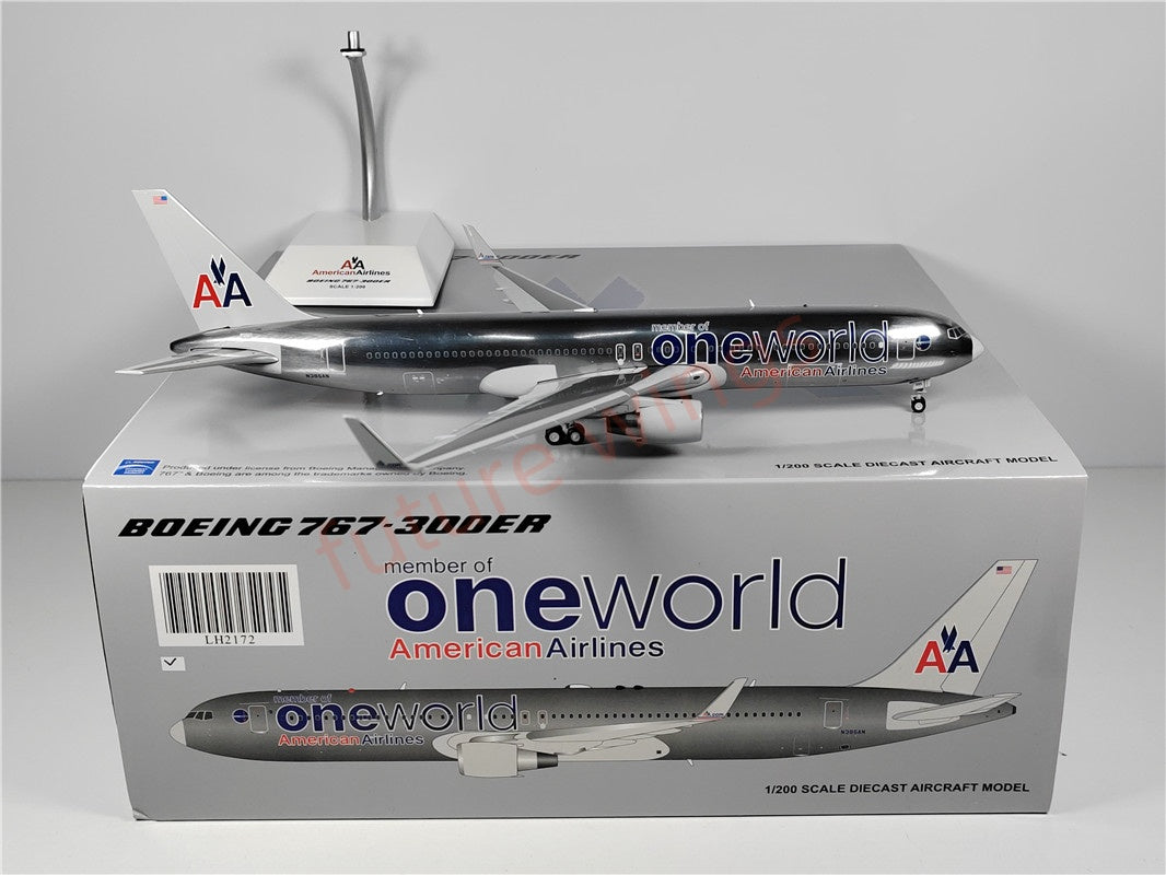 1:200 JC Wings LH2172 American Airlines B767-300ER N395AN "One World"Diecast Aircraft Model