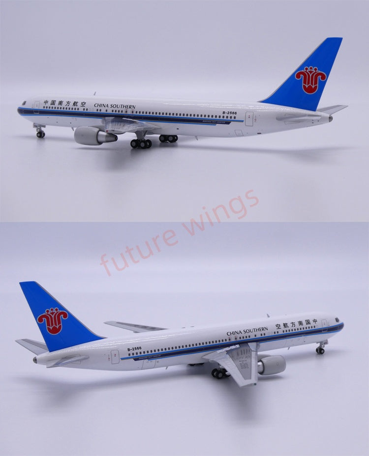 1:400 Apollo China Southern Airlines B767-300ER  B-2566/B-2561/B-2562 Aircraft Model+Free Tractor
