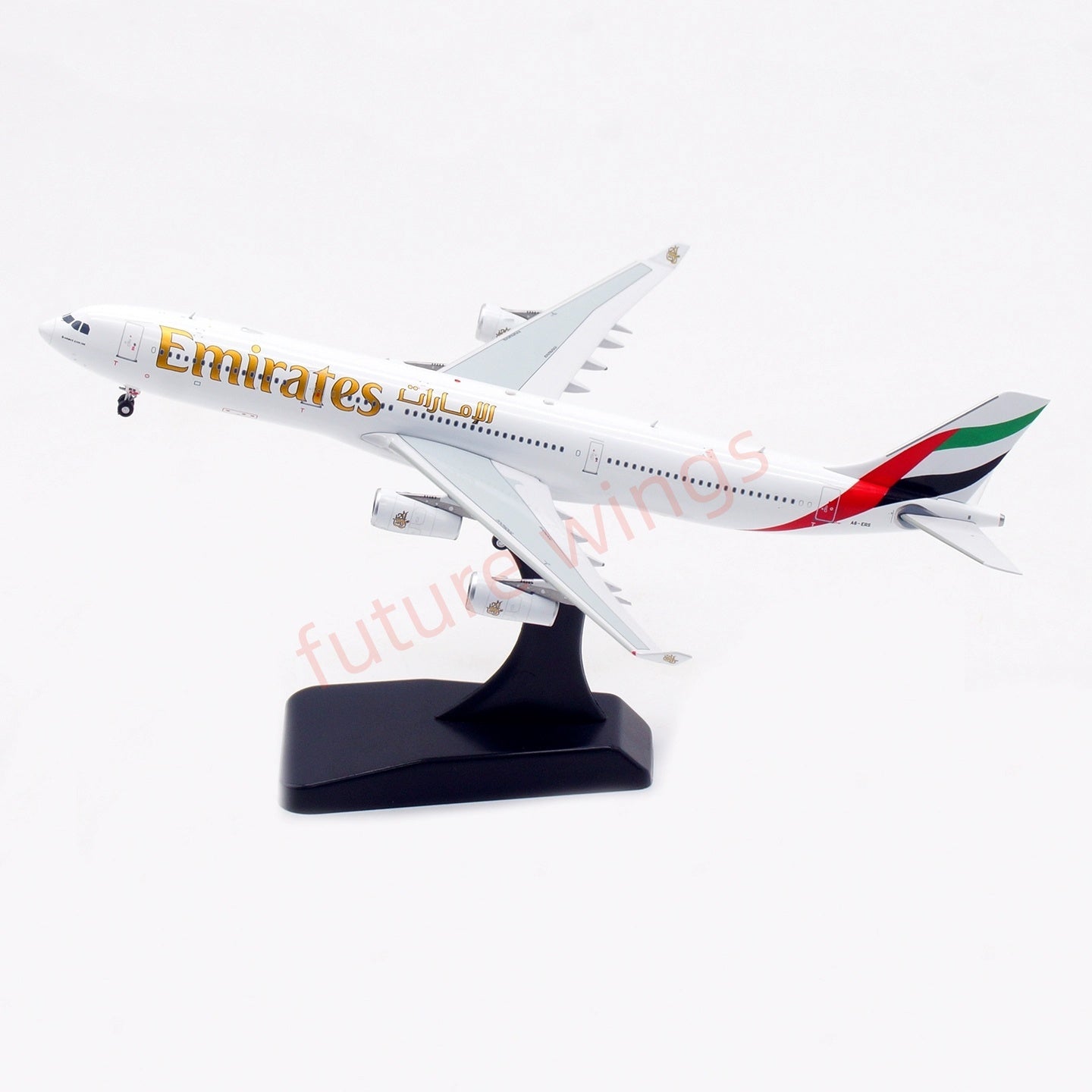 1:400 Aviation400 Emirates Airways A340-300 A6-ERS Aircraft Model Free Tractor+Stand