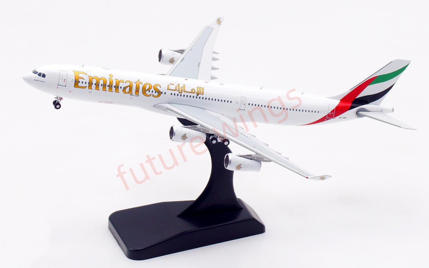 1:400 Aviation400 Emirates Airways A340-300 A6-ERS Aircraft Model Free Tractor+Stand