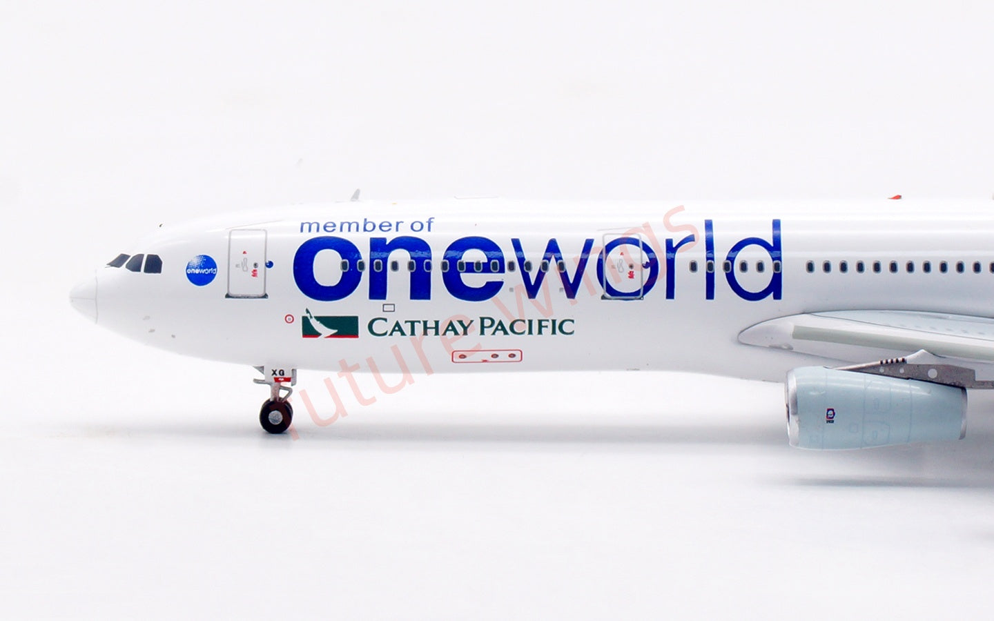 1:400 Aviation400 Cathay Pacific A340-300 B-HXG “One World” Aircraft Model Free Tractor+Stand