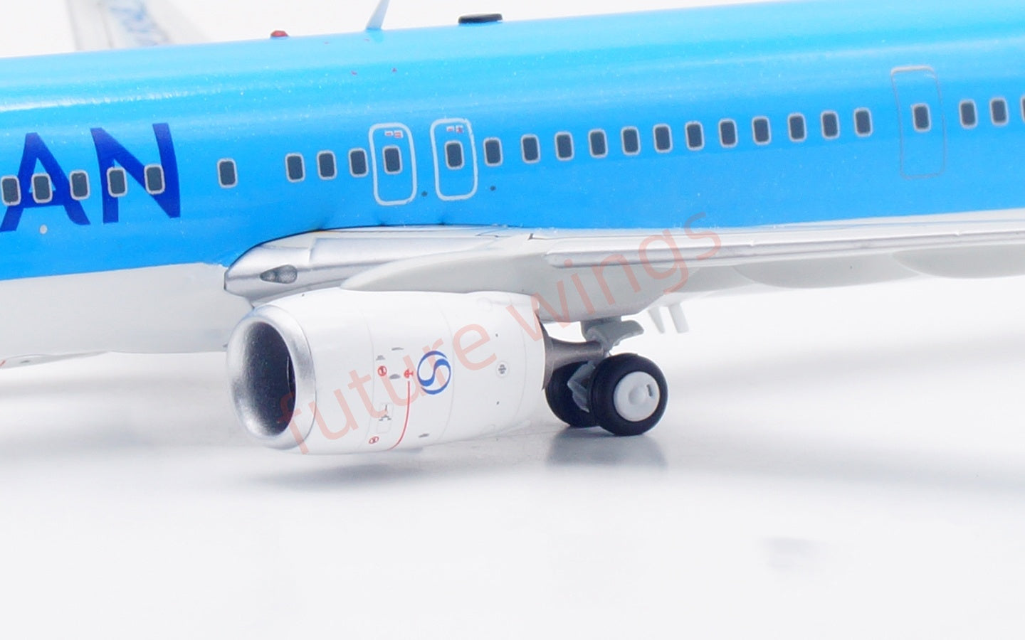 1:200 SQ Wings Korean Air B737-900 HL8248 Diecast Aircraft Model