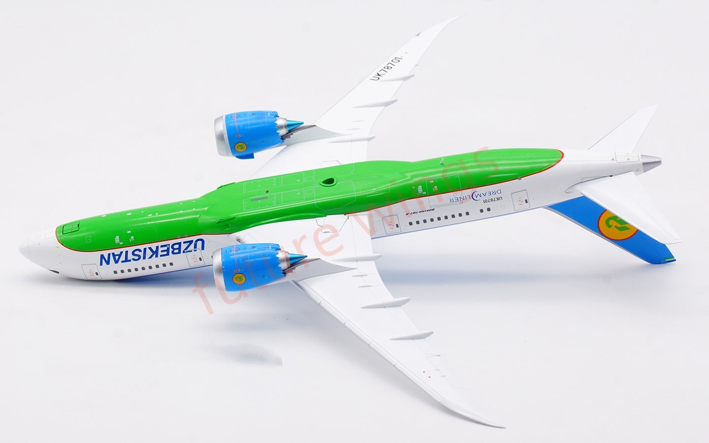 1:200 SQ Wings Uzbekistan Airways B787-8 UK78701 UK78706 Diecast Aircraft Model