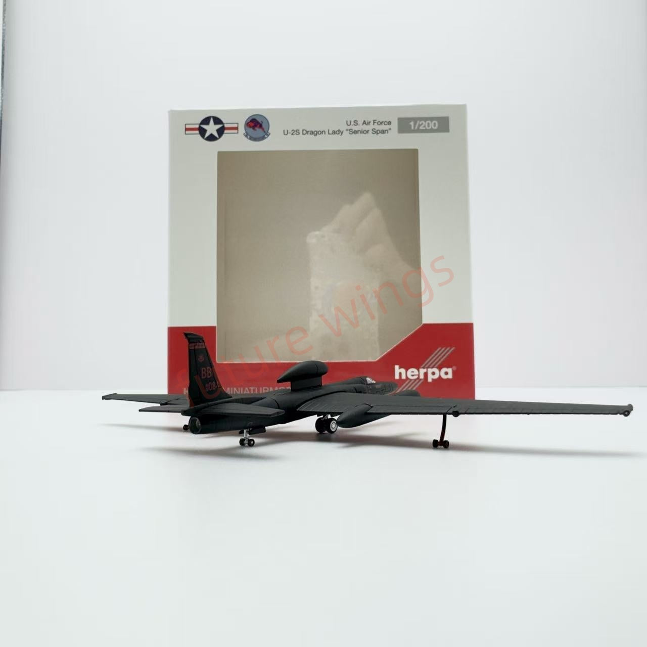 1:200 Herpa Wings 573504 USAF U-2S Dragon Lady "Senior Span" 80-1084 Diecast Aircraft Model