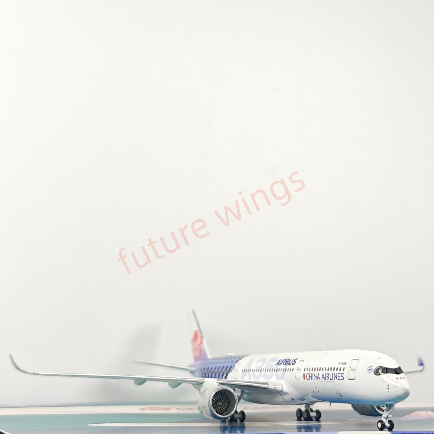 1:400 AeroPolaris China Airlines A350-900 B-18918 Aircraft Model+Free Tractor