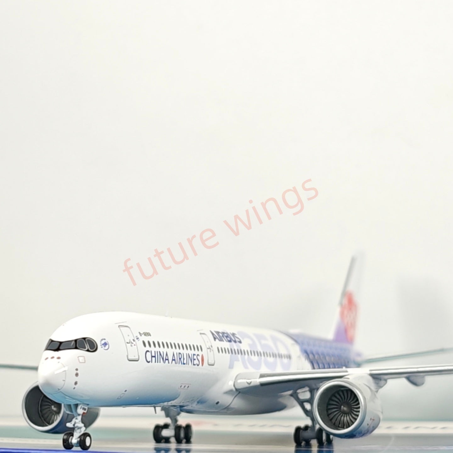 1:400 AeroPolaris China Airlines A350-900 B-18918 Aircraft Model+Free Tractor