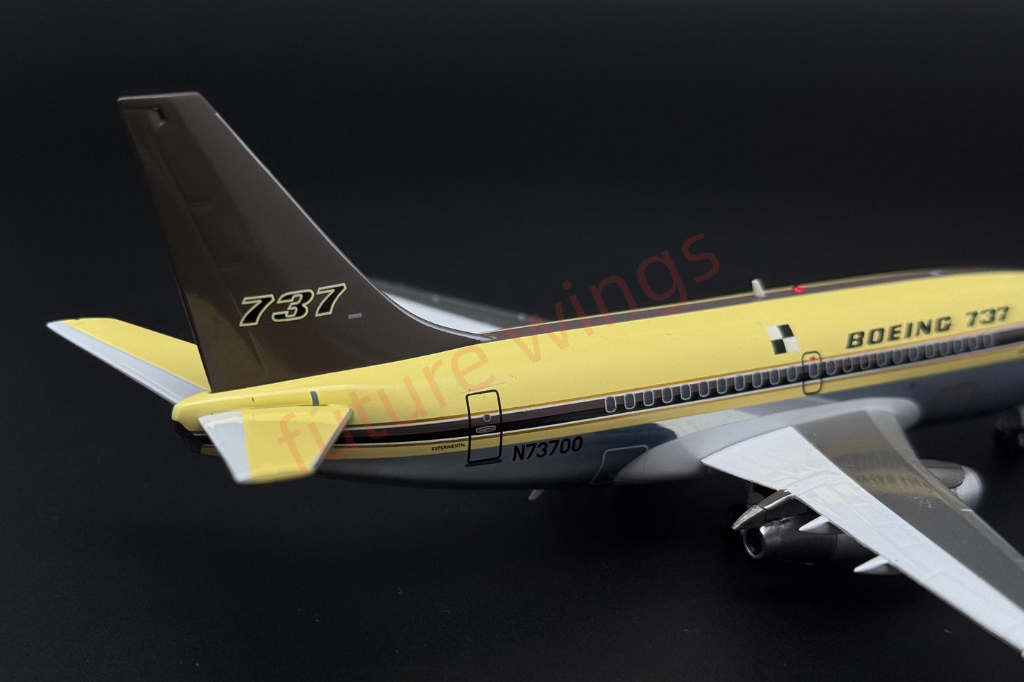 1:200 KJ Model(InFlight200*）B737 N73700 "First Flight of B737"Diecast Aircraft Model