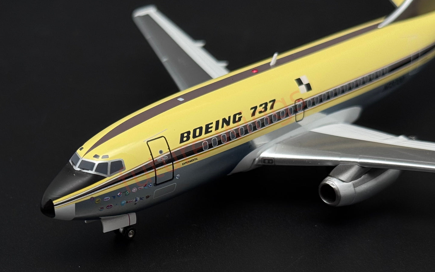 1:200 KJ Model(InFlight200*）B737 N73700 "First Flight of B737"Diecast Aircraft Model