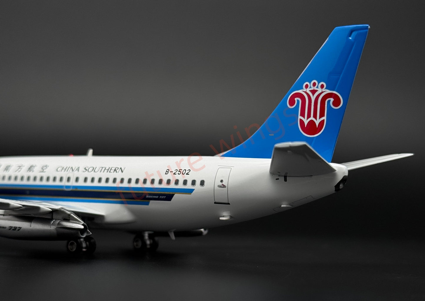 1:200 KJ Model(InFlight200*）China Southern Airlines B737-200 B-2502 Diecast Aircraft Model