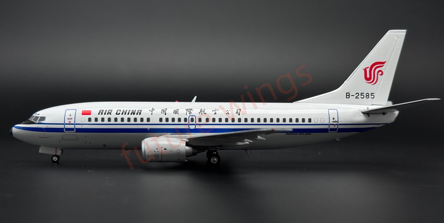 1:200 KJ Model(InFlight200*) Air China B737-200 B-2585 Diecast Aircraft Model