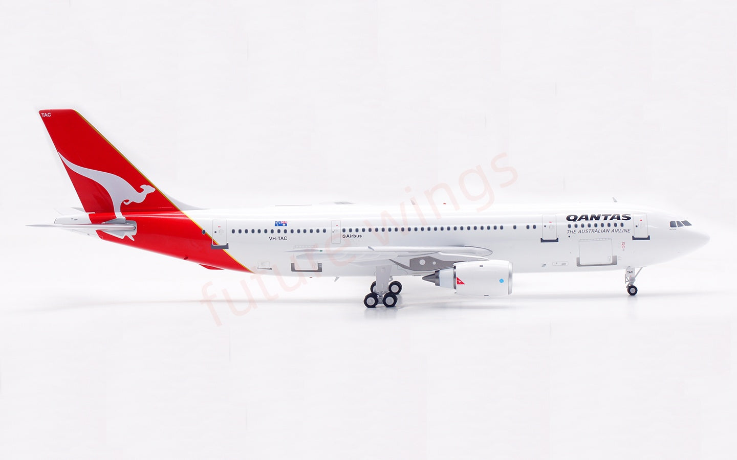 1:200 InFlight200 Qantas Airways Airbus A300B4 VH-TAC Diecast Aircraft Model With Stand