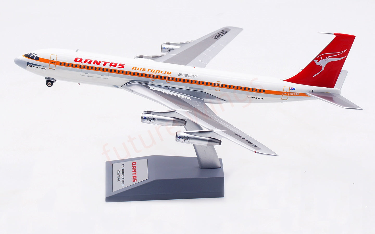 1:200 InFlight200 Qantas Airways B707-300 VH-EAG Diecast Aircraft Model