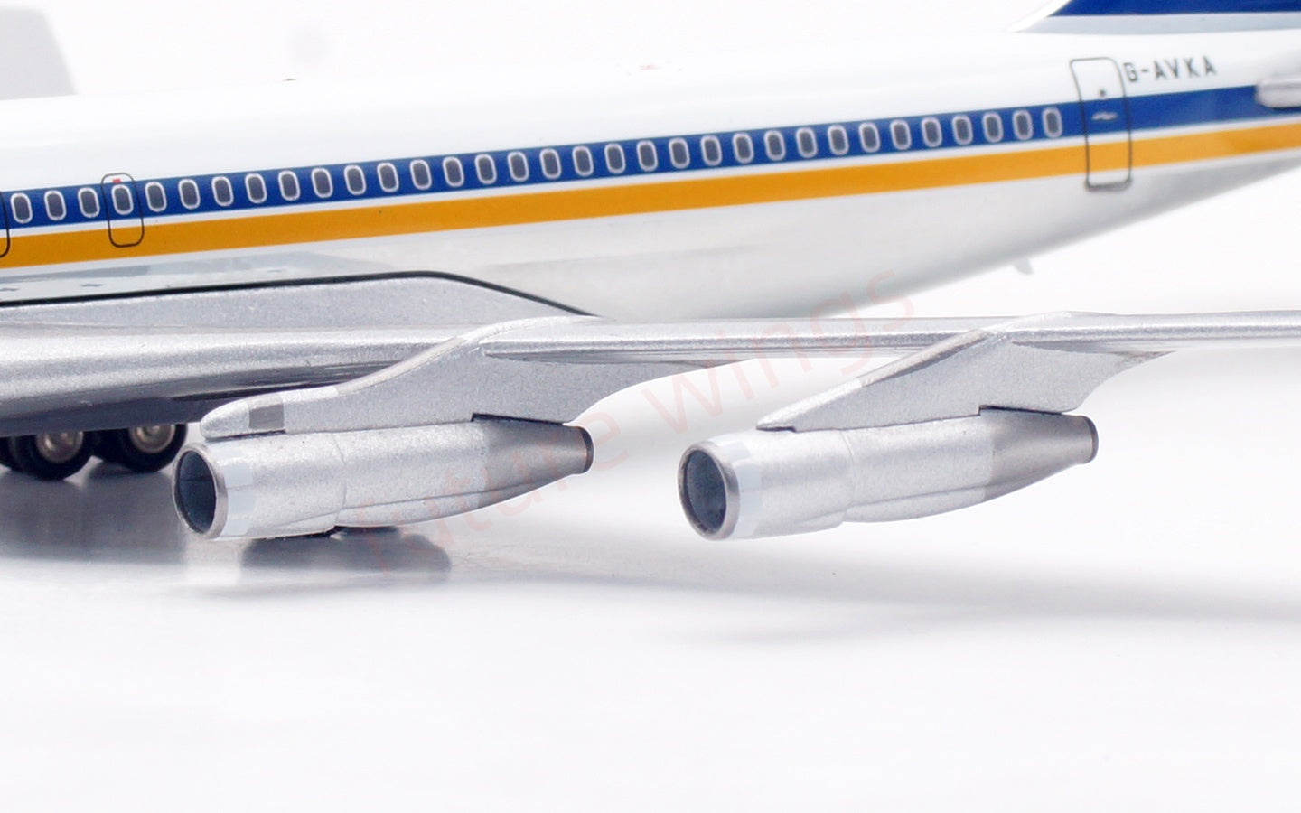 1:200 InFlight200 Caledonian Airways B707-300 G-AVKA Diecast Aircraft Model