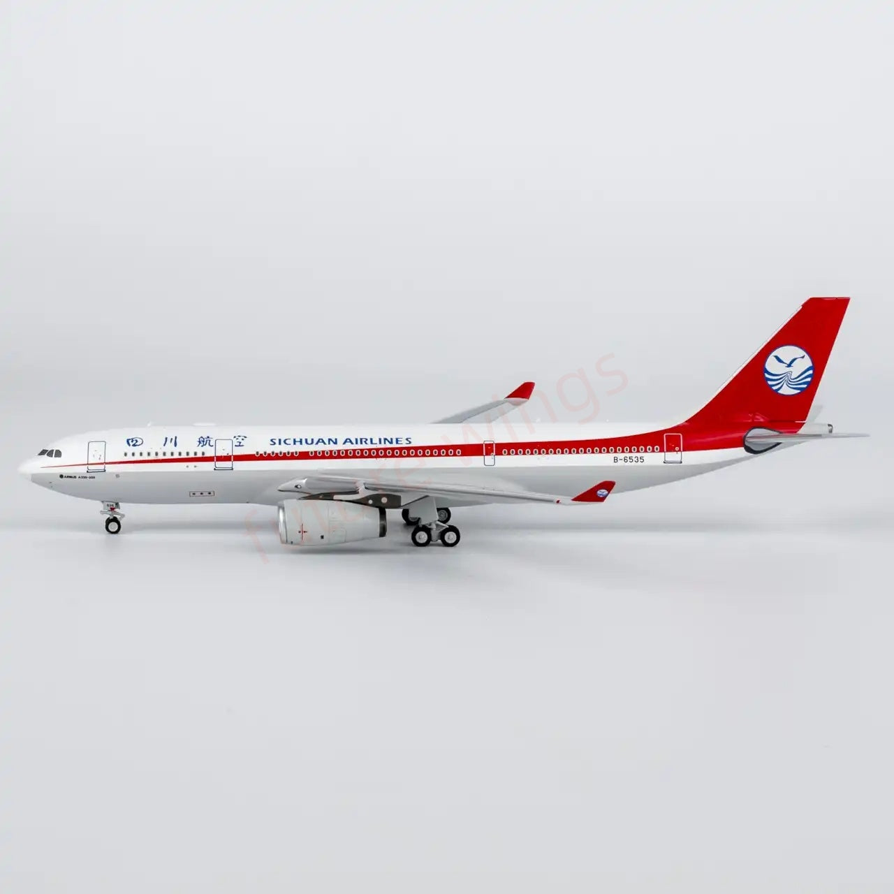 1:400 NG Models NG61103 Sichuan Airlines Airbus A330-200 B-6535 Aircraft Model+Free Tractor