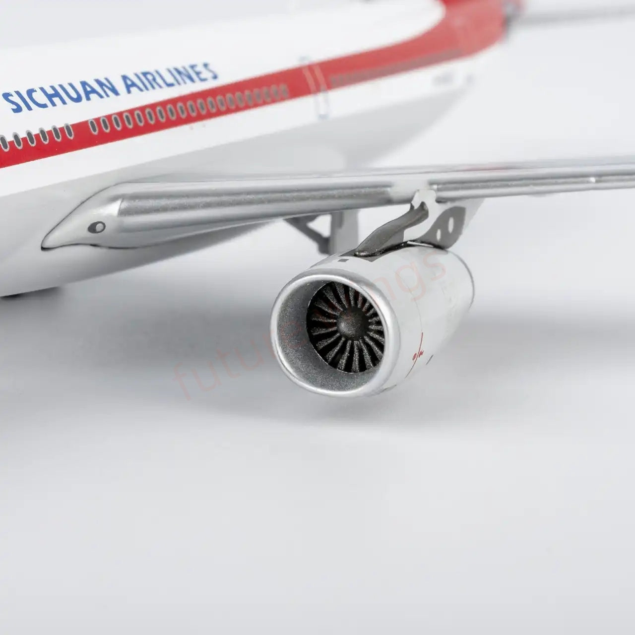 1:400 NG Models NG61104 Sichuan Airlines Airbus A330-200 B-8332 Aircraft Model+Free Tractor