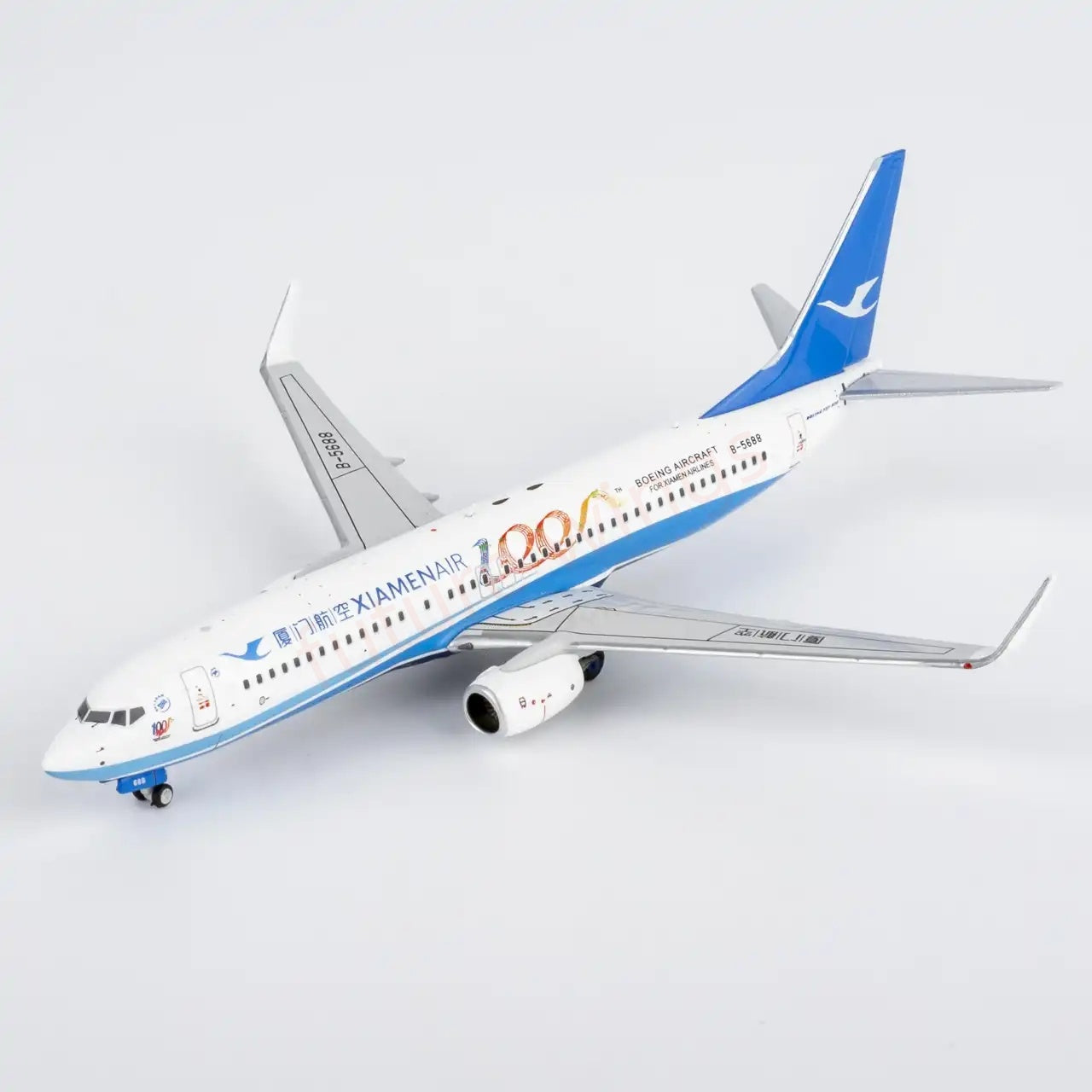 1:400 NG Models NG64147 XiamenAir B737-800 B-5688 “100th” Aircraft Model+Free Tractor
