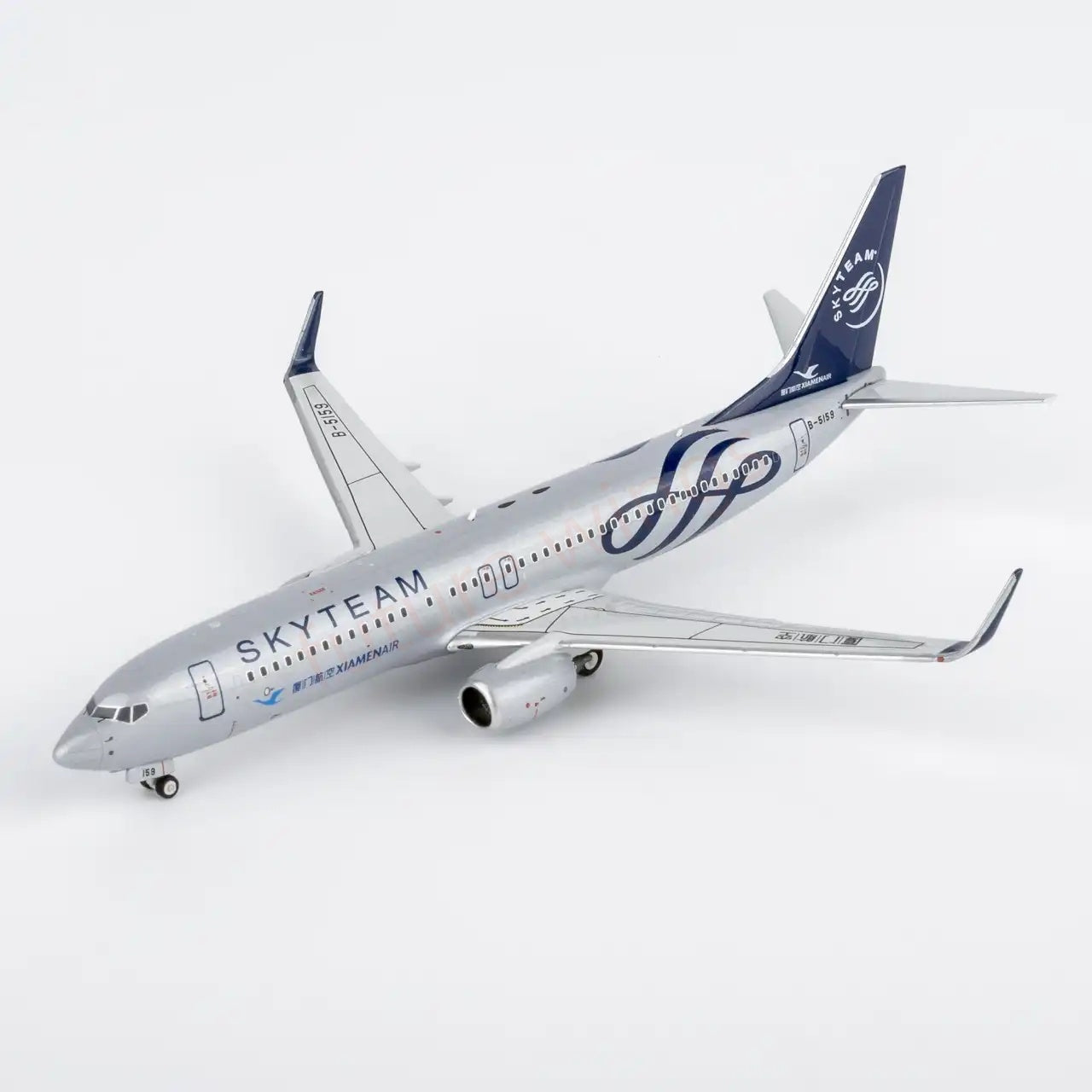 1:400 NG Models NG64151 XiamenAir B737-800 B-5159 "SKYTEAM" Aircraft Model+Free Tractor