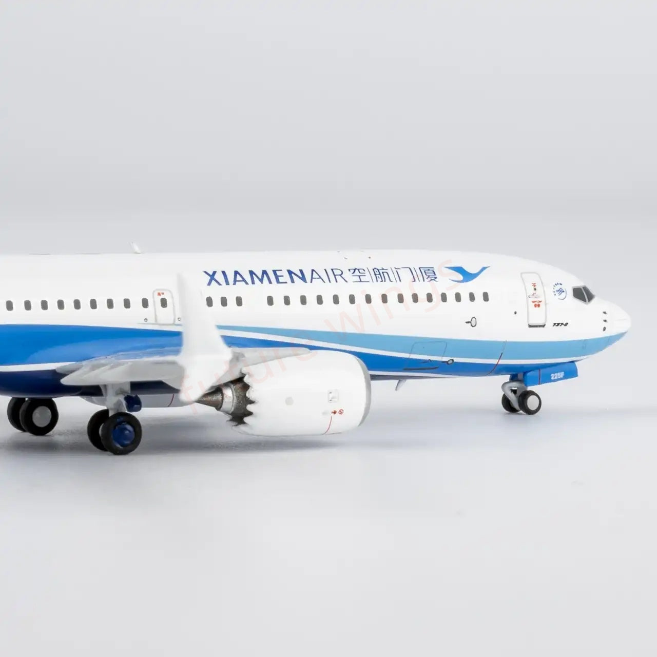 1:400 NG Models NG64152 XiamenAir B737 MAX8 B-225F Aircraft Model+Free Tractor
