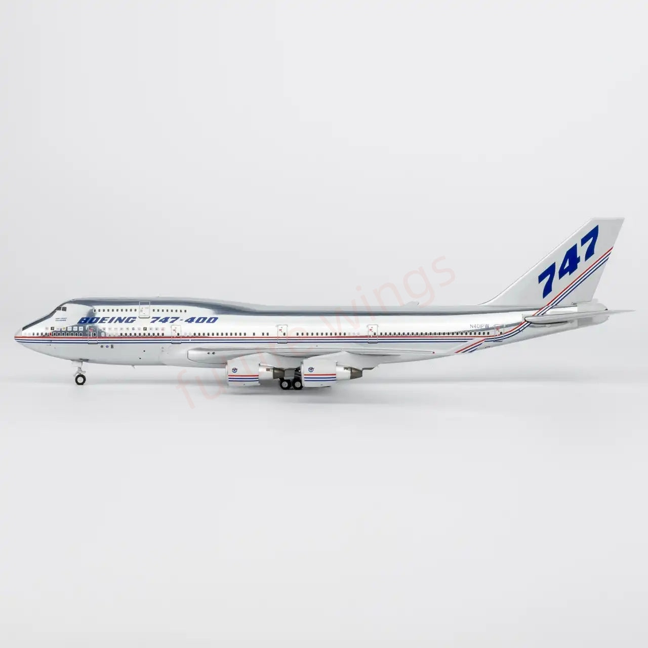 1:400 NG Models NG04010 Boeing House Color B747-400 N401PW Aircraft Model+Free Tractor