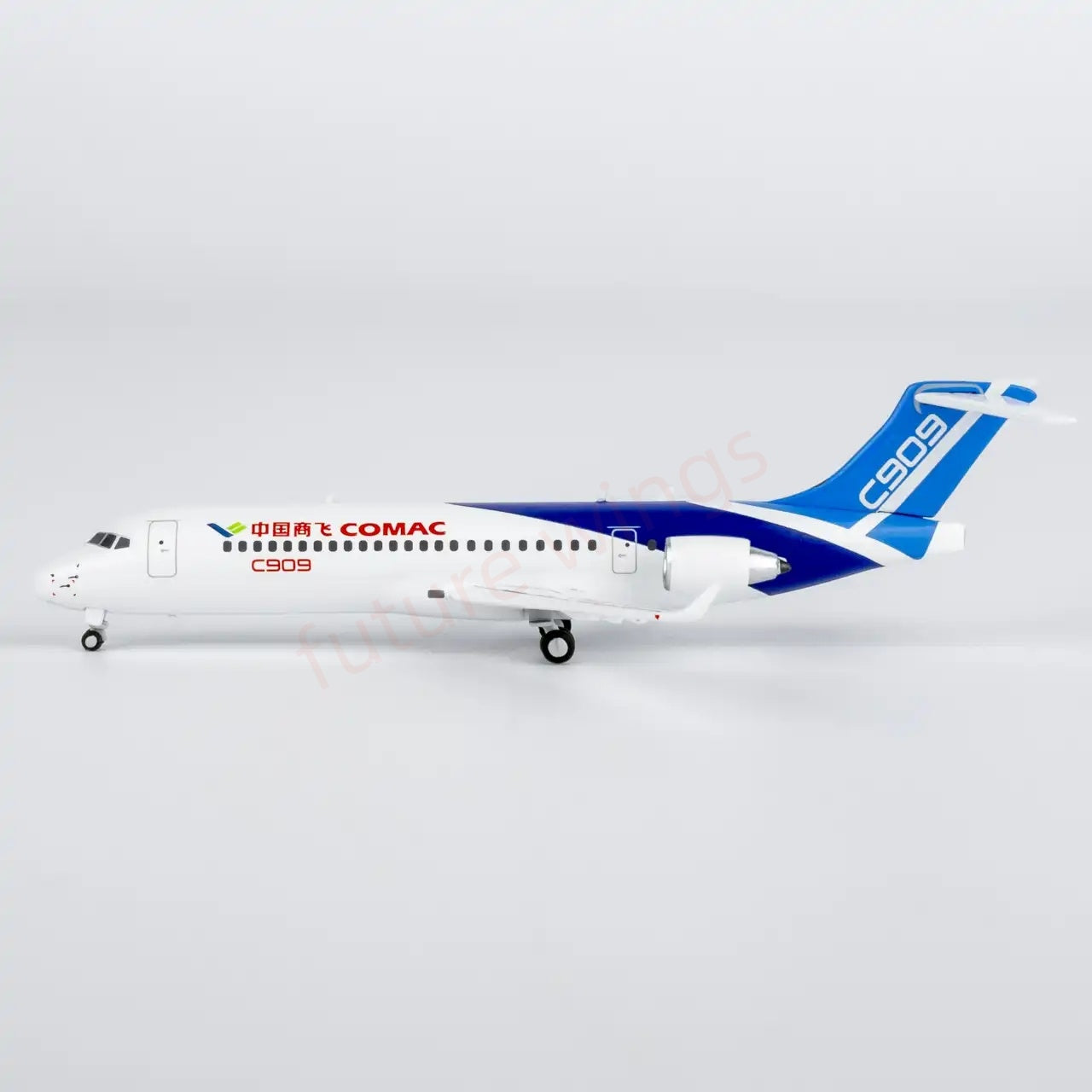 1:400 NG Models NG87123 COMAC C909 (ARJ21-700) Aircraft Model+Free Tractor