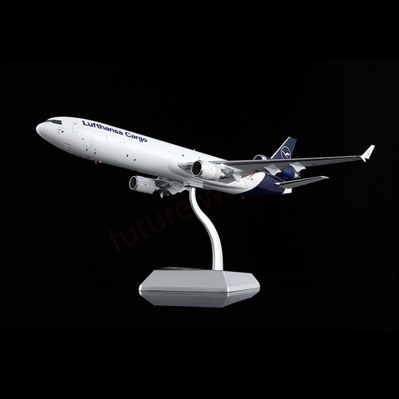 1:200 SQ Wings Lufthansa Airlines Mcdonnell Douglas MD-11 D-ALCC Diecast Aircraft Model