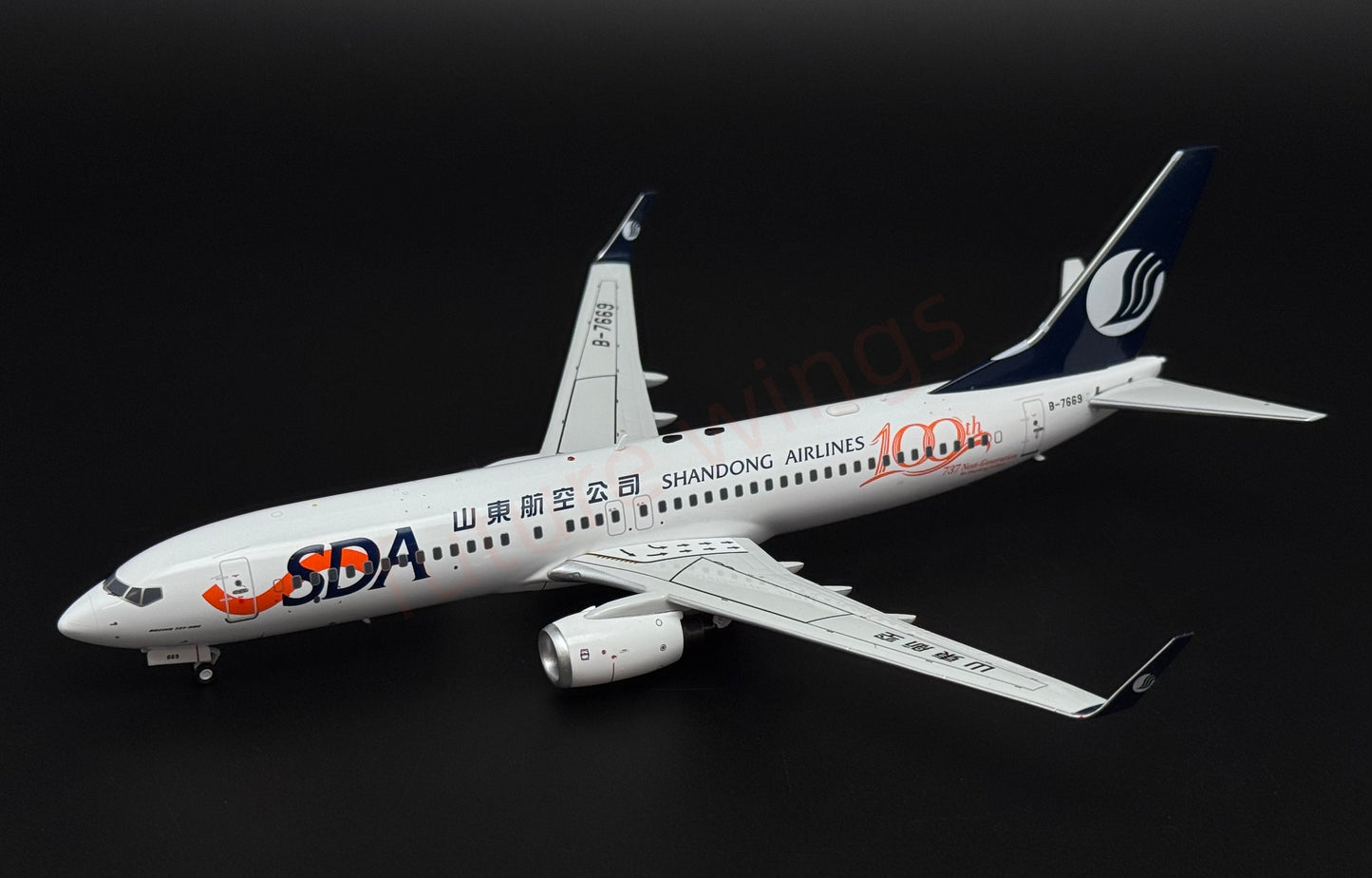 1:200 KJ Model(InFlight200*) ShanDong Airlines B737-800 B-7669 Diecast Aircraft Model