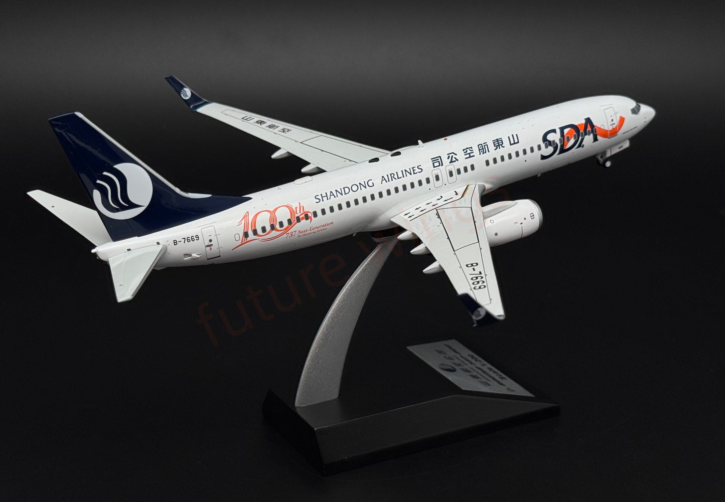 1:200 KJ Model(InFlight200*) ShanDong Airlines B737-800 B-7669 Diecast Aircraft Model