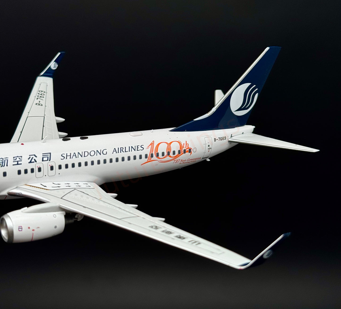 1:200 KJ Model(InFlight200*) ShanDong Airlines B737-800 B-7669 Diecast Aircraft Model