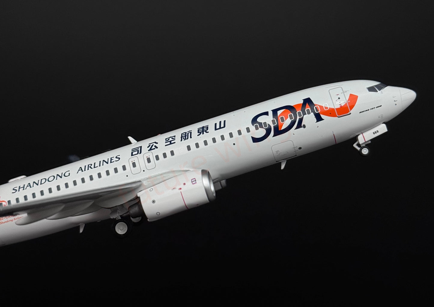 1:200 KJ Model(InFlight200*) ShanDong Airlines B737-800 B-7669 Diecast Aircraft Model