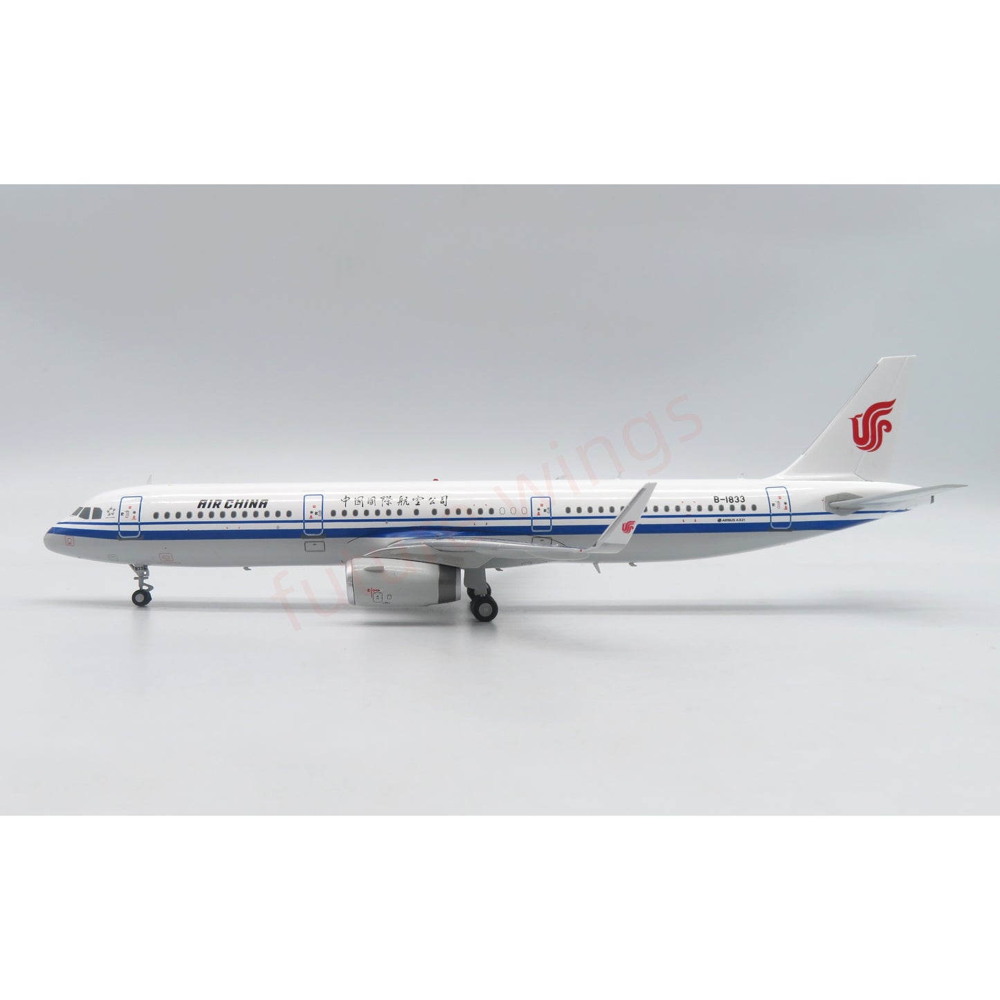 1:200 Apollo Air China A321 B-1833 Aircraft Model With Stand