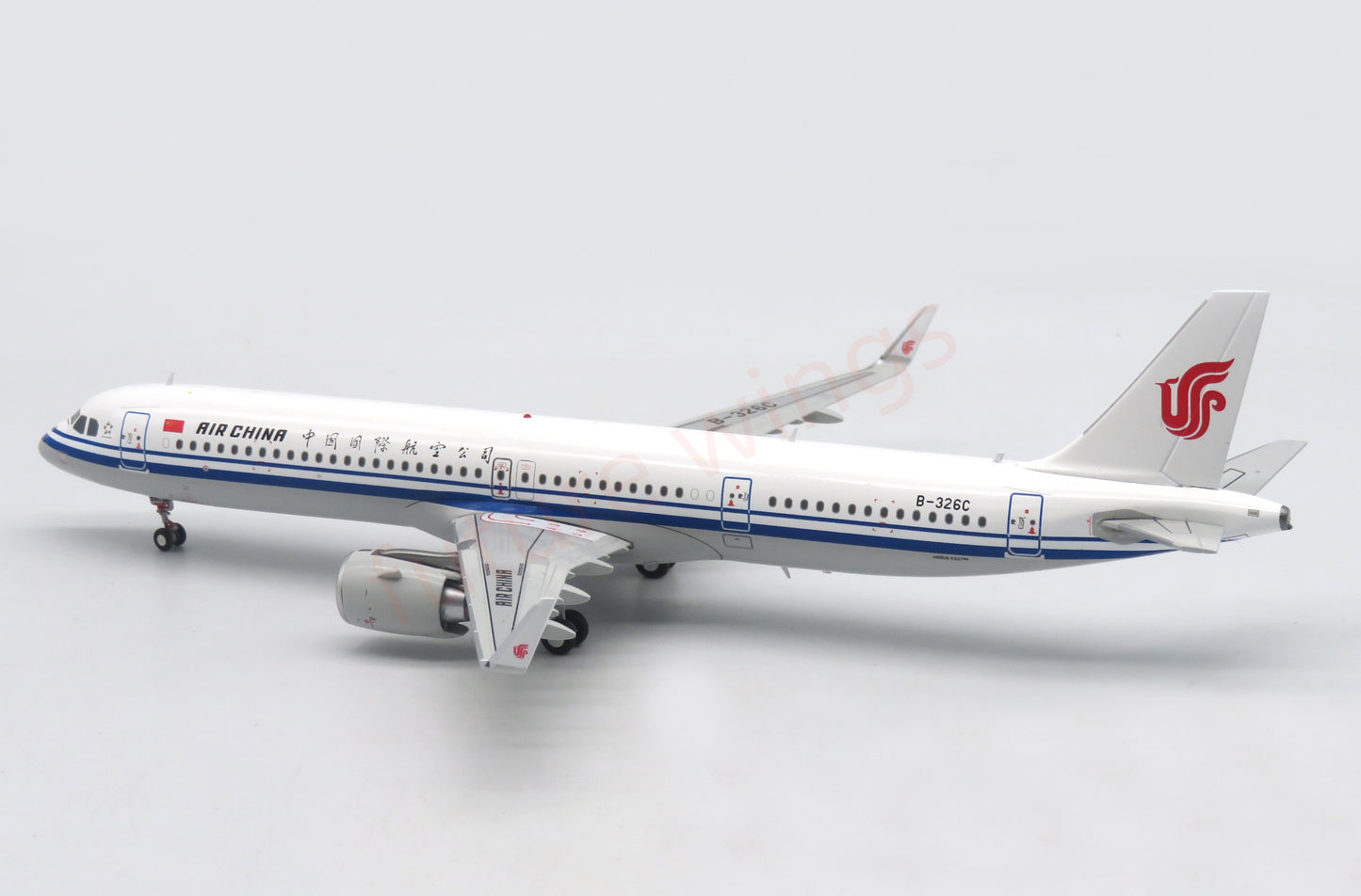1:200 Apollo Air China A321  B-326C Aircraft Model With Stand