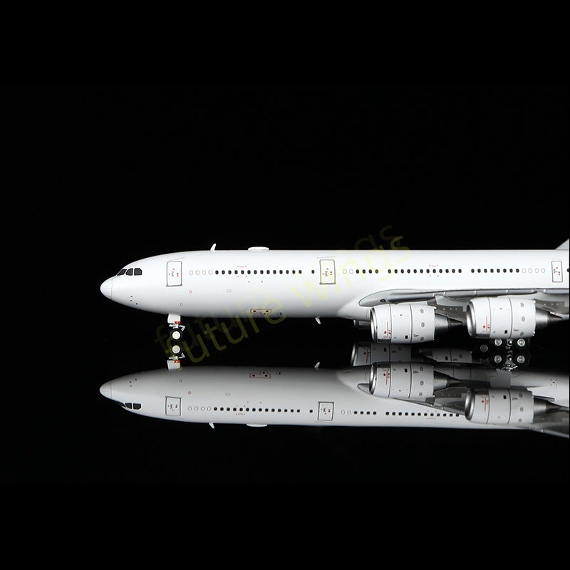 1:400 HX Models Airbus A340-500 Blank Aircraft Model+Free Tractor