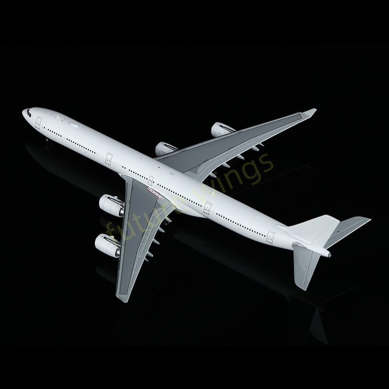 1:400 HX Models Airbus A340-600 Blank Aircraft Model+Free Tractor