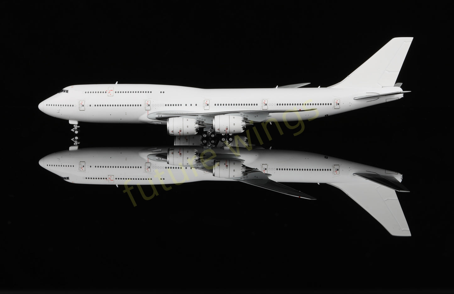 1:400 HX Models Boeing B747-8 Blank Aircraft Model+Free Tractor