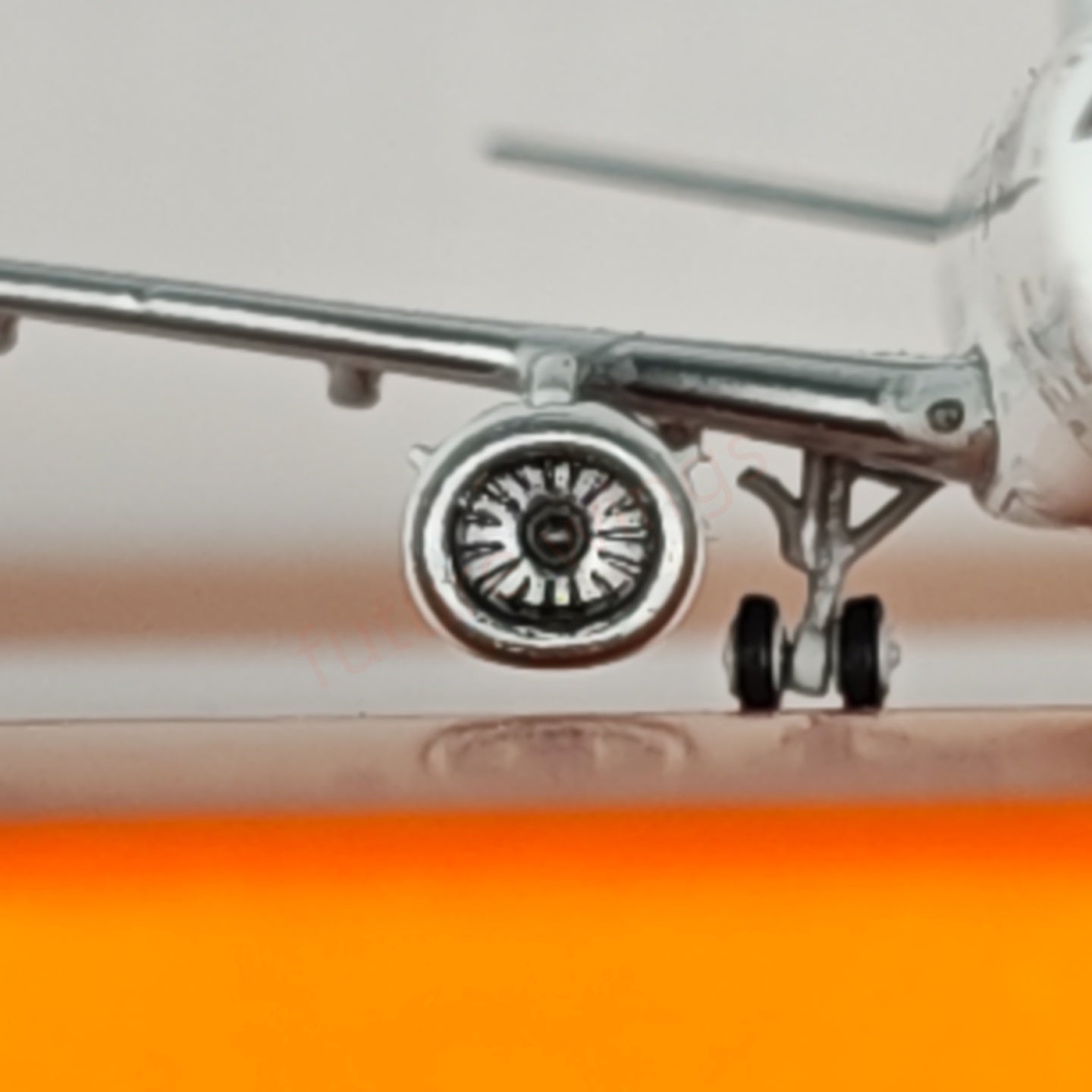 1:400 JC Wings EW4190003 Japan Airlines ERJ-190STD JA252J Aircraft Model+Free Tractor