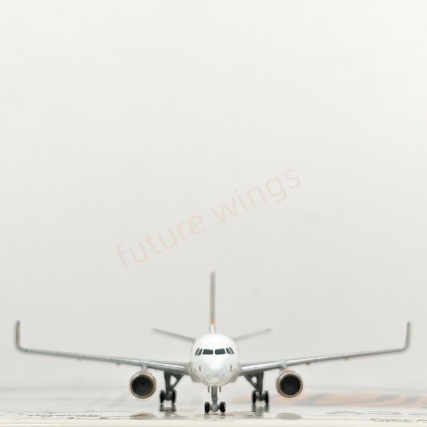 1:400 JC Wings XX40072 Tiger Air A320 B-50018 Aircraft Model+Free Tractor