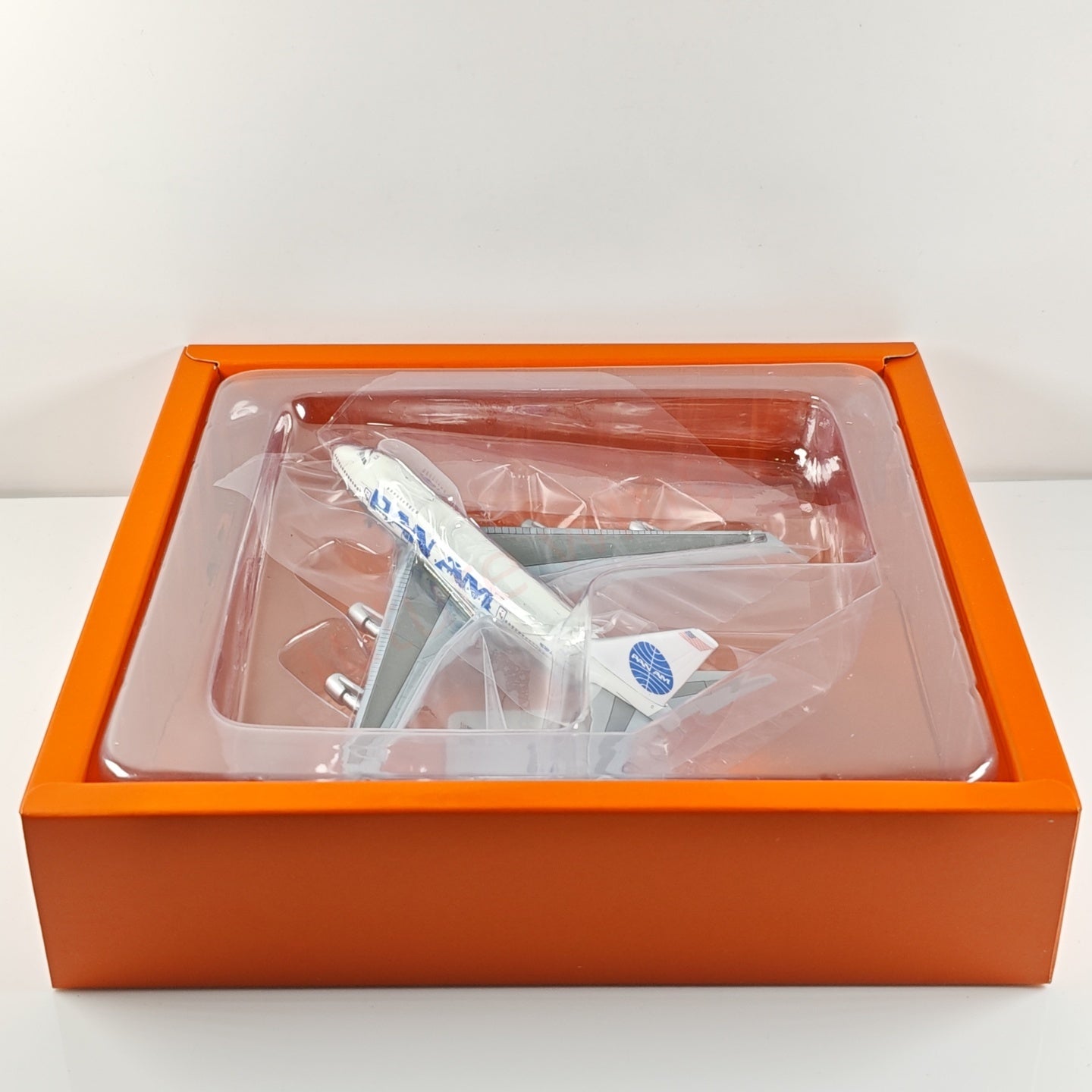 1:400 JC Wings EW474S004 PAN AM B747SP N538PA Aircraft Model+Free Tractor