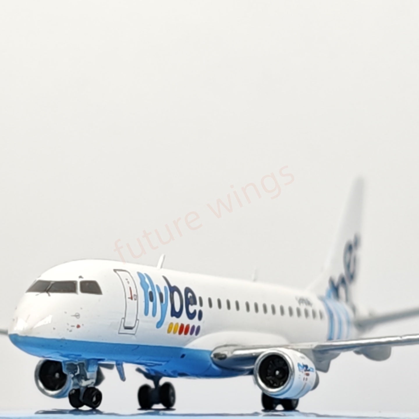 1:400 JC Wings LH4230 Flybe ERJ-170-200STD G-FBJE Aircraft Model+Free Tractor