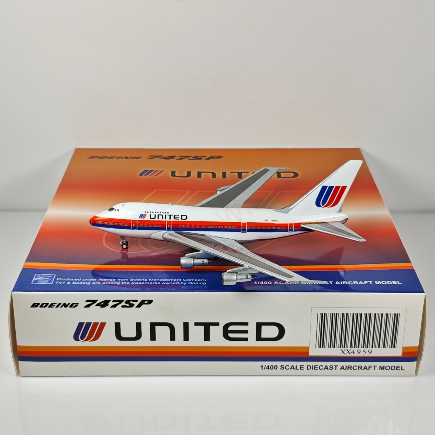 1:400 JC Wings XX4959 United Airlines B747SP N140UA Aircraft Model+Free Tractor