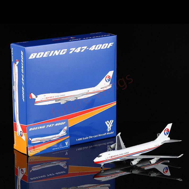 1:400 YY Wings China Cargo B747-400F B-2428 Aircraft Model Free Tractor +Stand