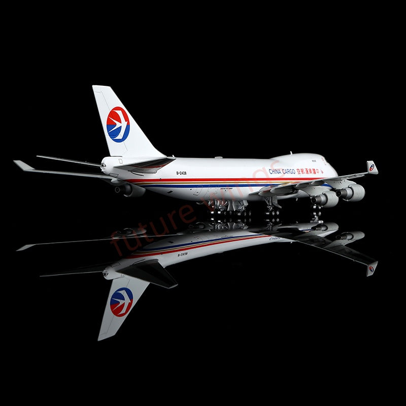 1:400 YY Wings China Cargo B747-400F B-2428 Aircraft Model Free Tractor +Stand
