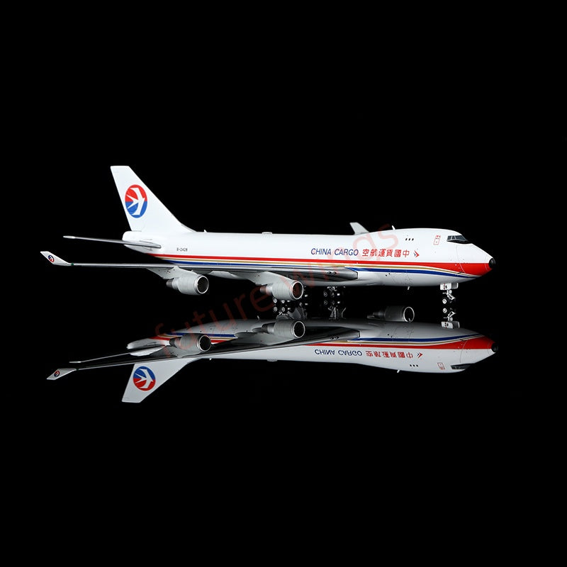 1:400 YY Wings China Cargo B747-400F B-2428 Aircraft Model Free Tractor +Stand
