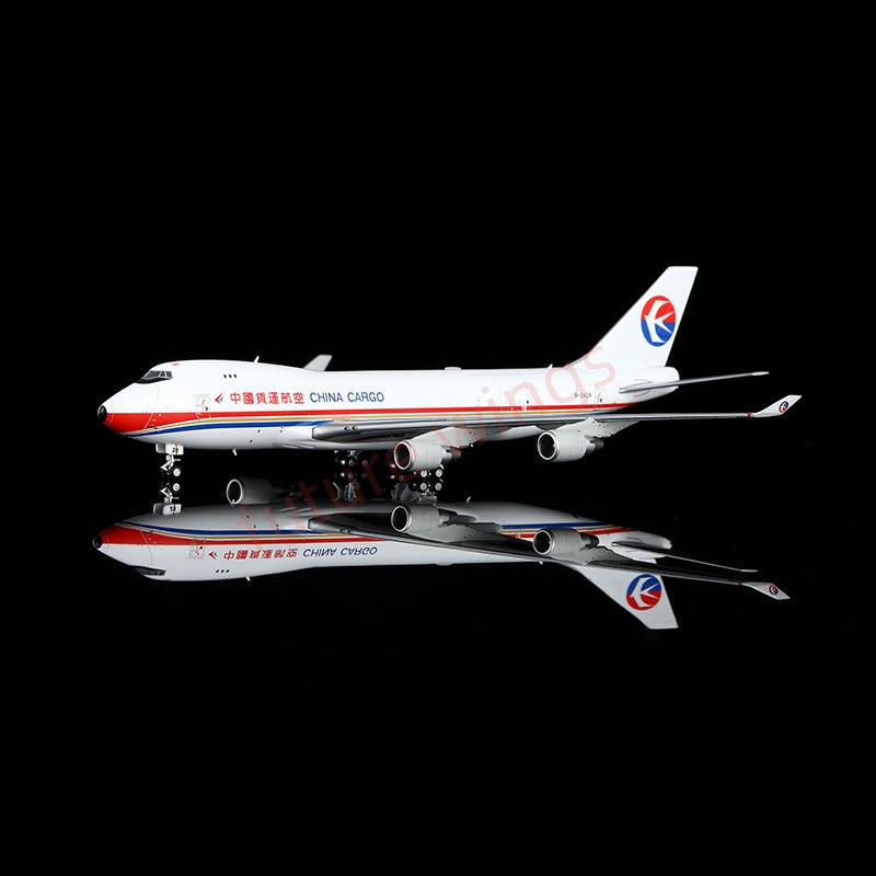 1:400 YY Wings China Cargo B747-400F B-2428 Aircraft Model Free Tractor +Stand