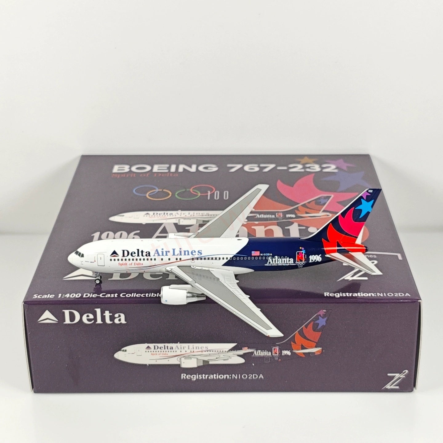 1:400 Z² Model Delta Airlines B767-200 N102DA Aircraft Model+Free Tractor